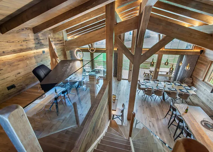 Moderne Avec Piscine Interieure Et Hammam - Fr-1-569-76 *