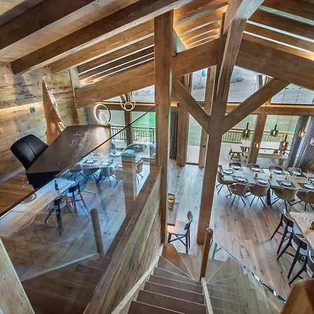 Moderne Avec Piscine Interieure Et Hammam - Fr-1-569-76 * Megeve